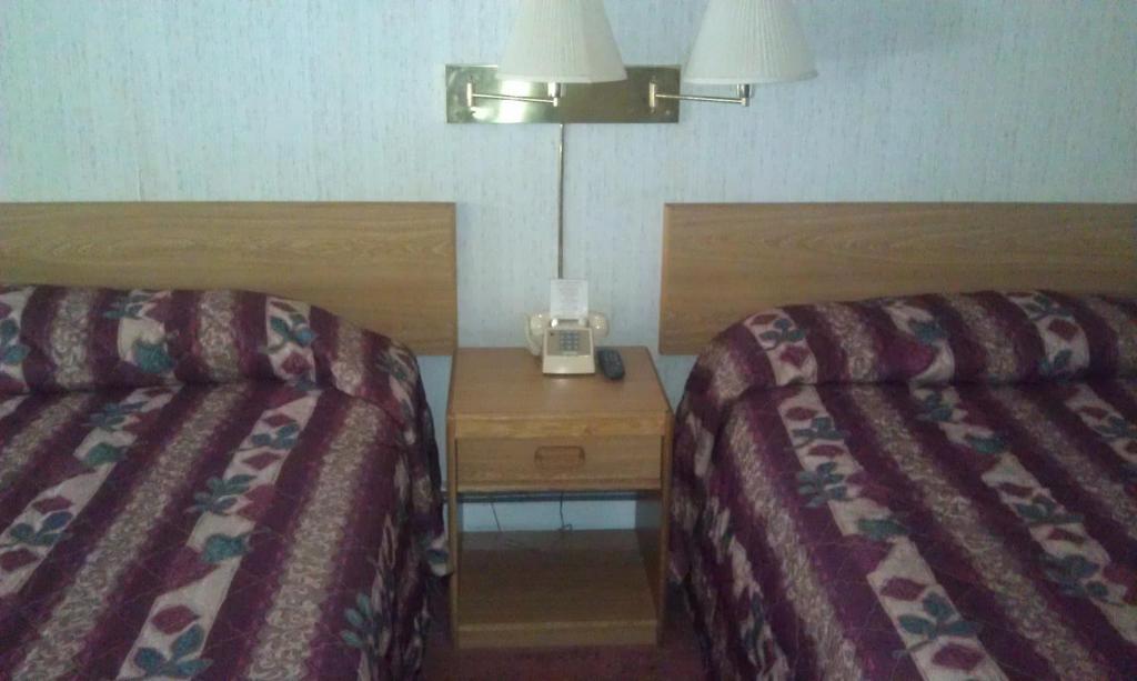 Roaring Brook Ranch Resort Лейк Джордж Стая снимка